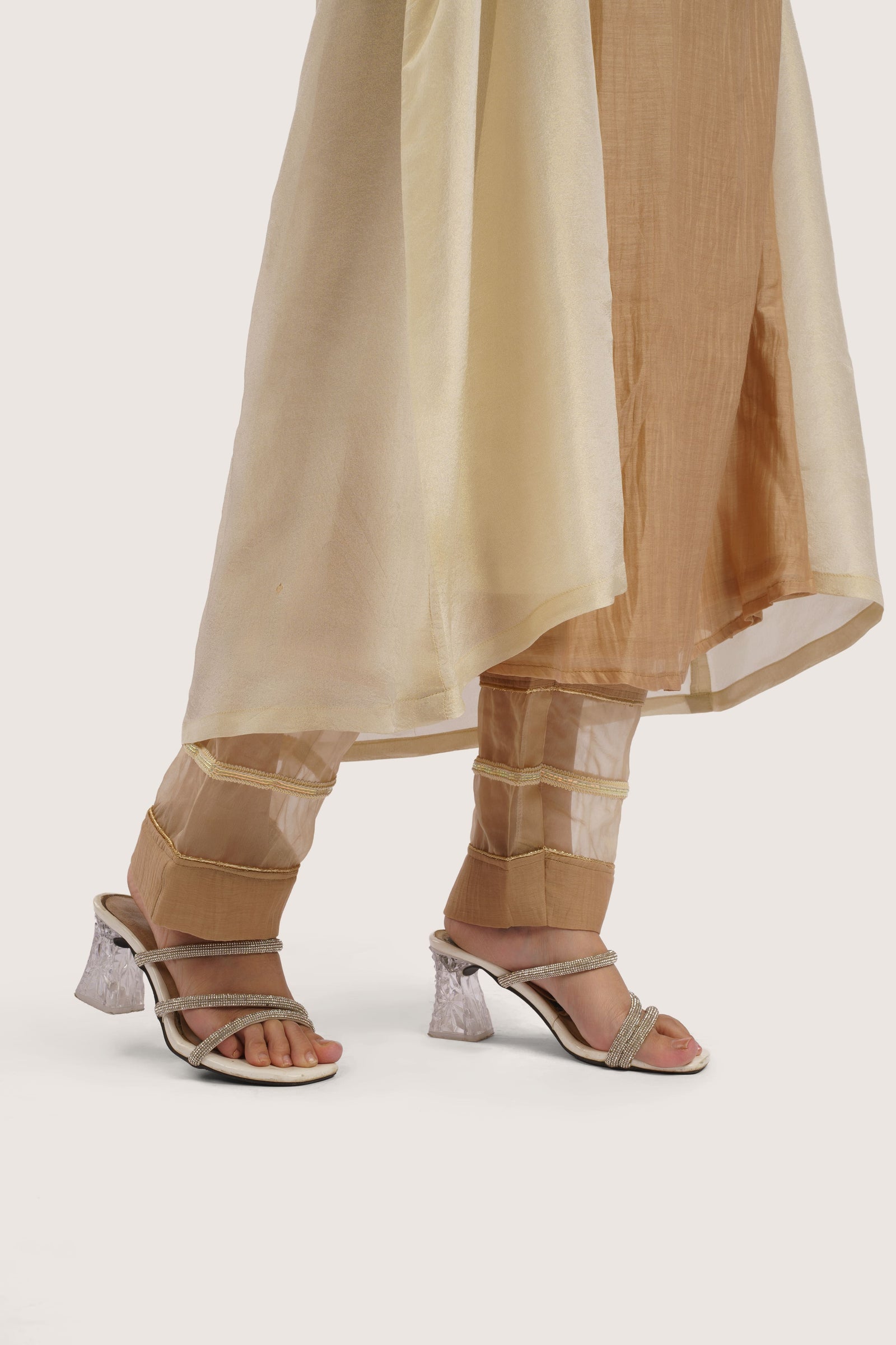 Meher – Pure Tissue Handworked Kurta Set