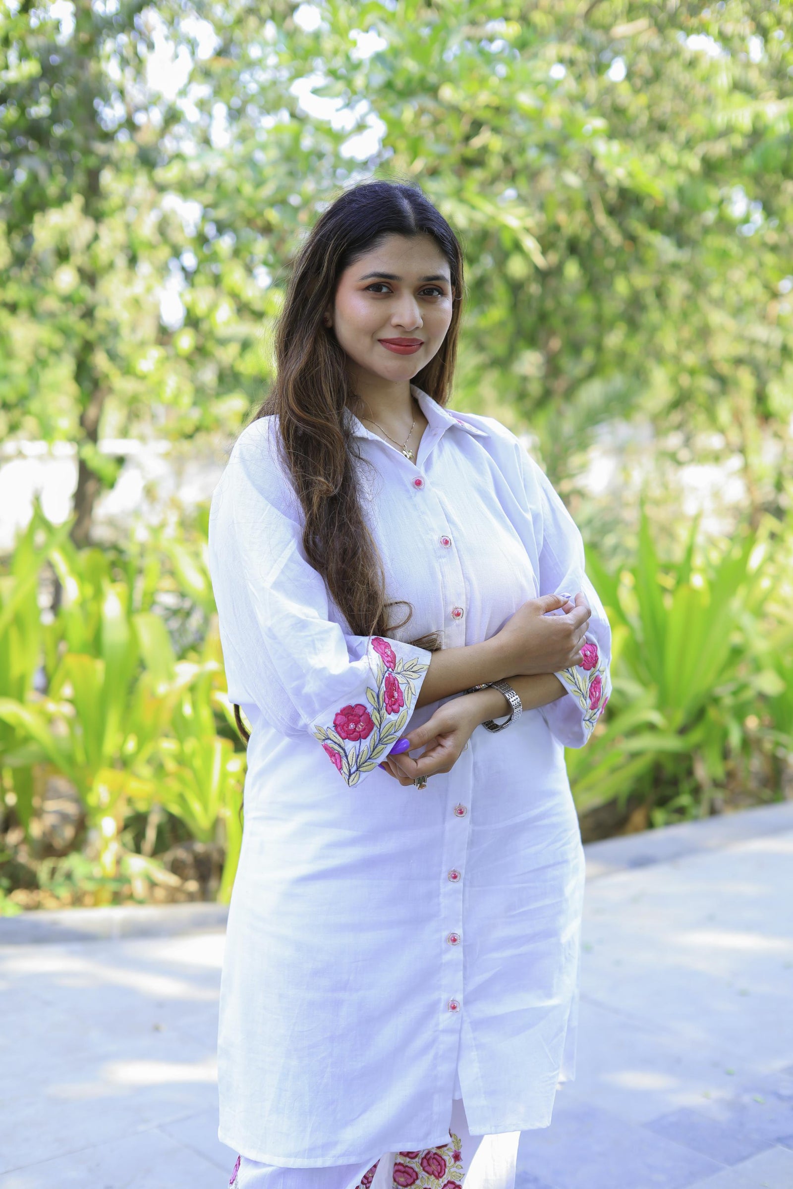 The Omna Women Jaipur rose whisper set
