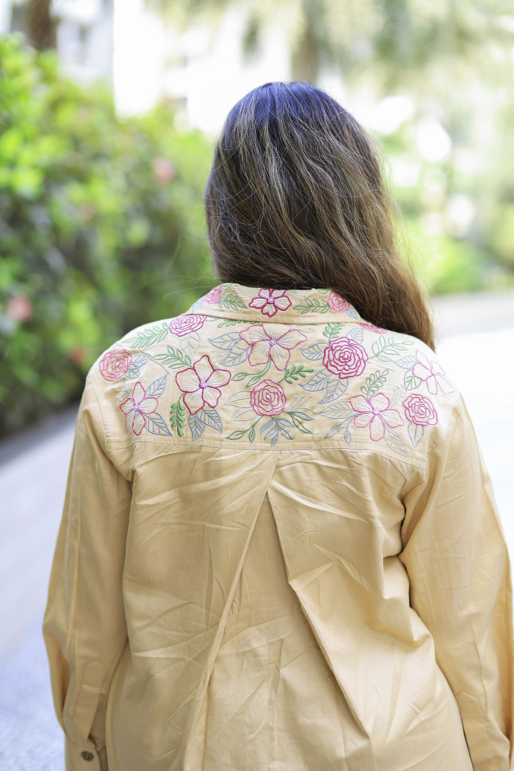 The Omna Women Ivory blush garden Shirt