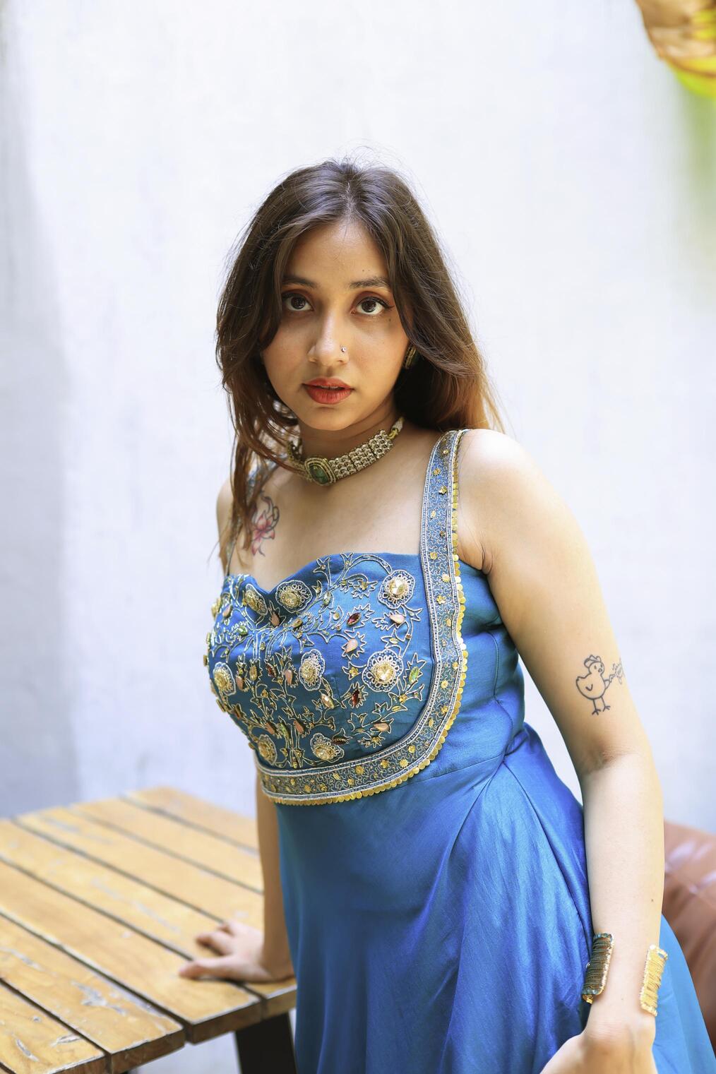 The Omna Women Zehra teal tusser silk set