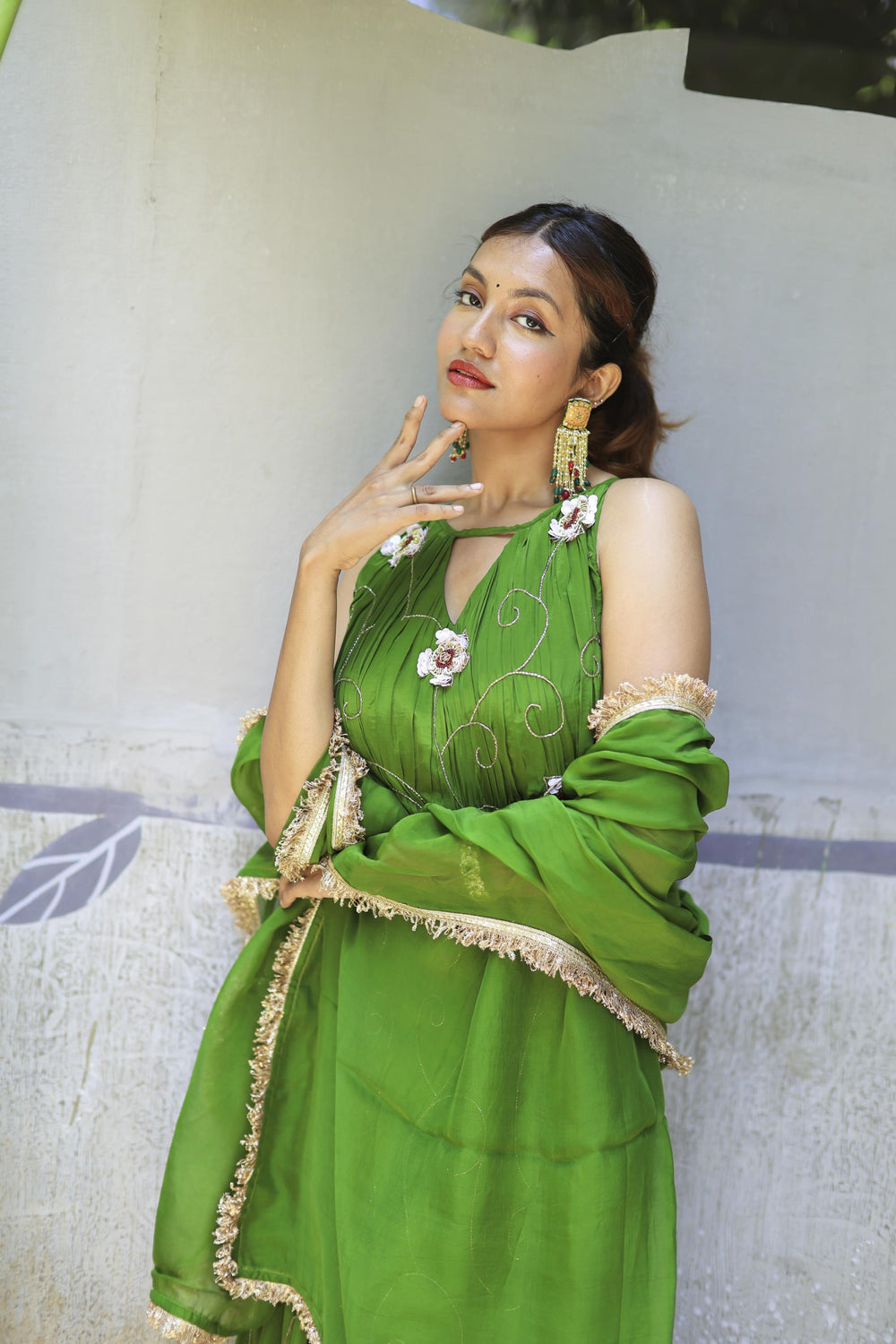 The Omna Women Zaria Suit Set
