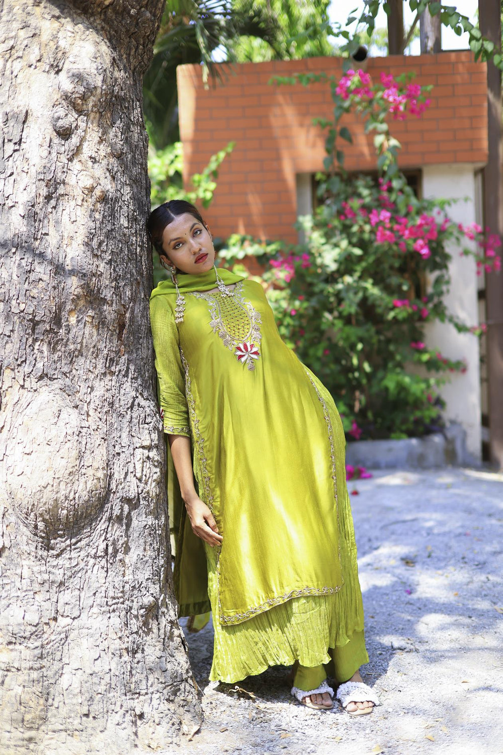 The Omna Women  Zareen Mehfil suit set