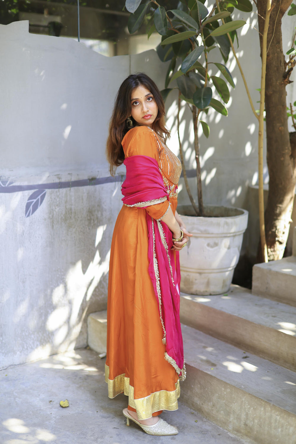The Omna women Amber Gul Ensemble